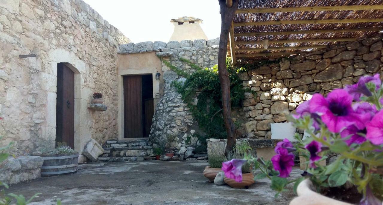Bendeni Cottage Megala Chorafia Eksteriør bilde